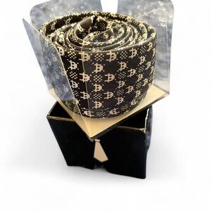 BLACK TIE GEEK • BLACK & WHITE SPACE INVADERS TIE • NEW IN BOX